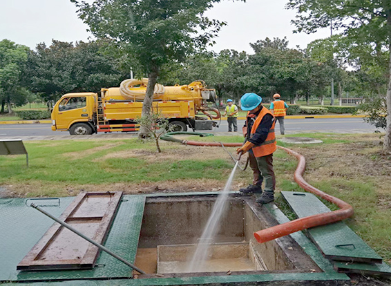 平泉化油池清理